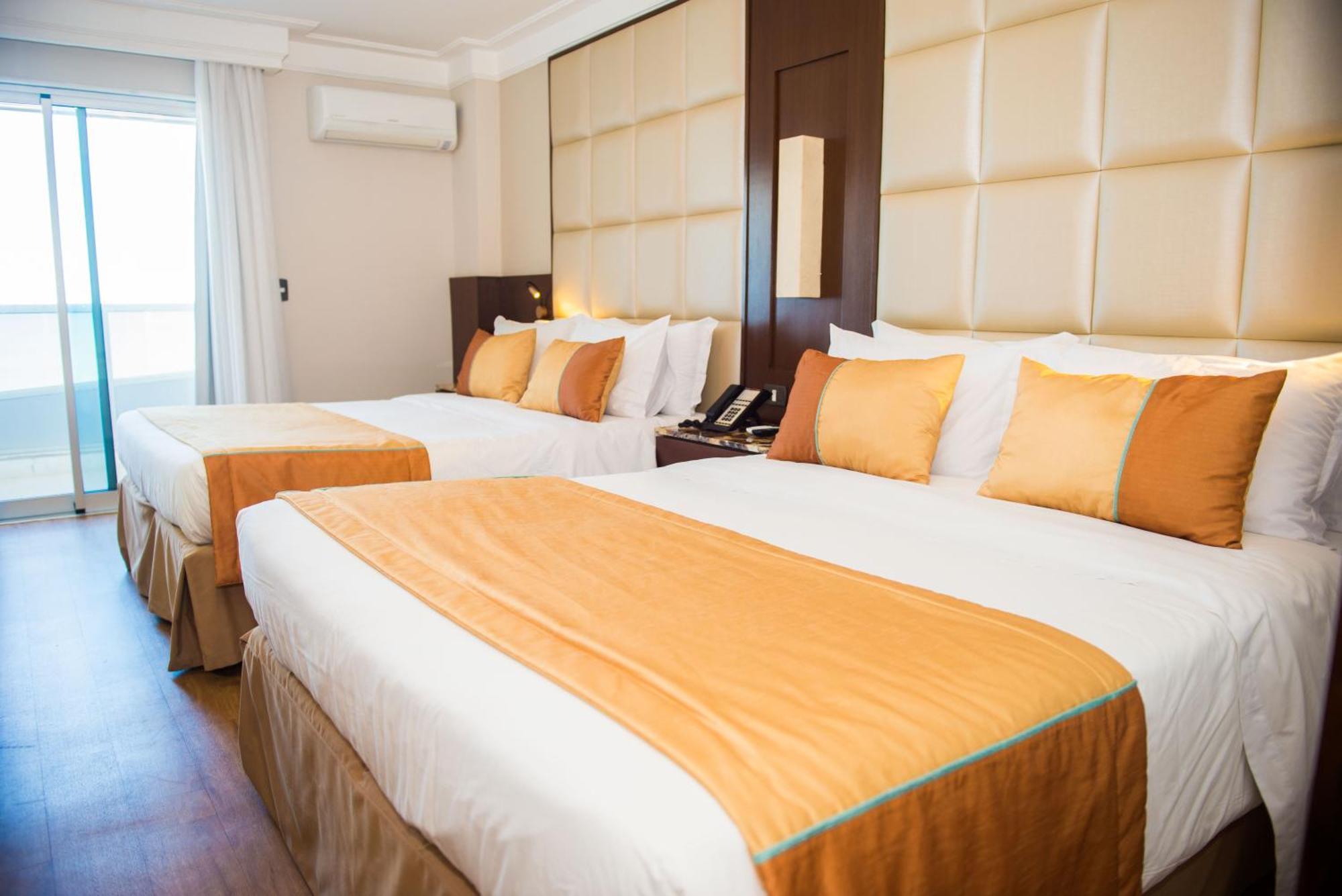 Royal Atlântica Macaé Hotel Esterno foto